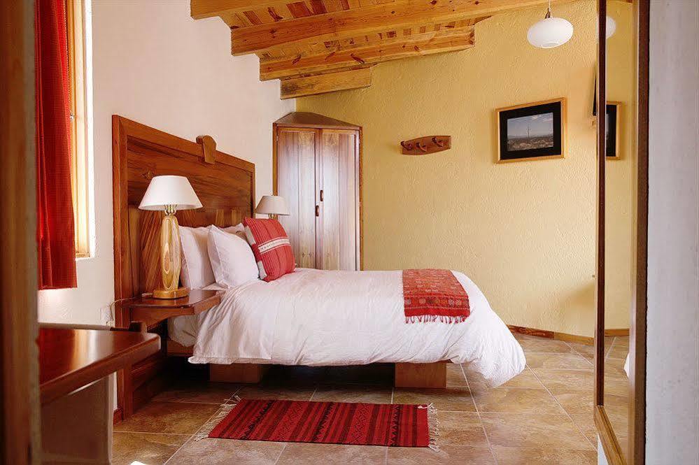 Casa Tsaya Hotel Boutique Bernal Luaran gambar